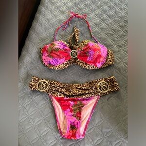 Vintage bikini set from Victoria secret size medium leopard pink